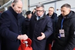 Член Совета Республики А.Кушнаренко посетил Пинскую газонаполнительную станцию