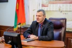Член Совета Республики О.Романов провел круглый стол