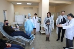 Председатель Совета Республики Н.Кочанова посетила РНПЦ трансфузиологии и медицинских биотехнологий