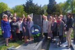 Член Совета Республики Т.Шатликова почтила память погибших в годы Великой Отечественной войны