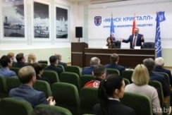 Председатель Совета Республики Н.Кочанова посетила ОАО «Минск Кристалл»