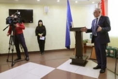 Член Совета Республики Ю.Деркач провел встречу с представителями СМИ Витебского региона.