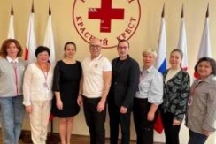 Член Совета Республики А.Смоляк посетила Российский Красный Крест в Москве