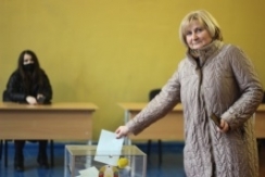 Член Совета Республики Э.Сороко приняла участие в досрочном голосовании