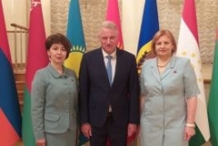 Е.Серафинович приняла участие в Международном парламентском форуме СНГ