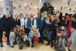 Член Совета Республики Ю.Деркач принял участие в республиканской благотворительной акции «Наши дети»