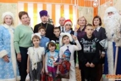 Член Совета Республики Э.Сороко поздравила с новогодними праздниками воспитанников социально-педагогического центра