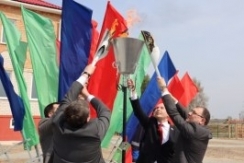 Член Совета Республики А.Кушнаренко принял участие в церемонии пуска газа