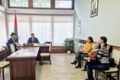 Член Совета Республики А.Карпицкий провел «прямую телефонную 
линию» и личный прием граждан 

