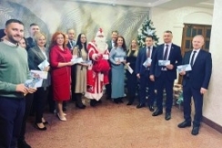 Член Совета Республики О.Жингель принял участие в новогодней благотворительной акции «Наши дети»