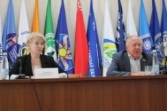 Член Совета Республики В.Лискович провел расширенное заседание президиума совета Гродненского областного объединения профсоюзов