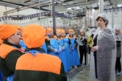 Председатель Совета Республики Н.Кочанова посетила ЗАО «Агрокомбинат «Заря»